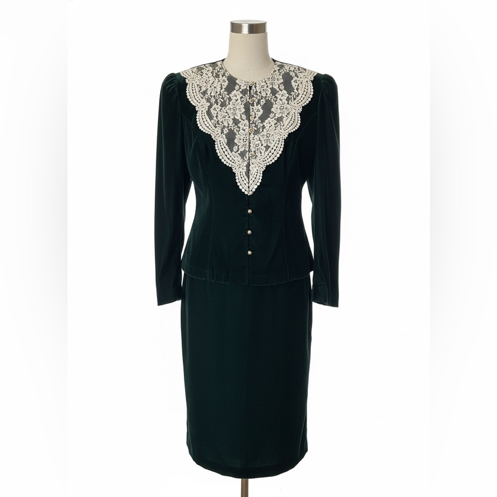 Vintage Jessica McClintock size 6 Velvet Set – Timeless Elegance ✨